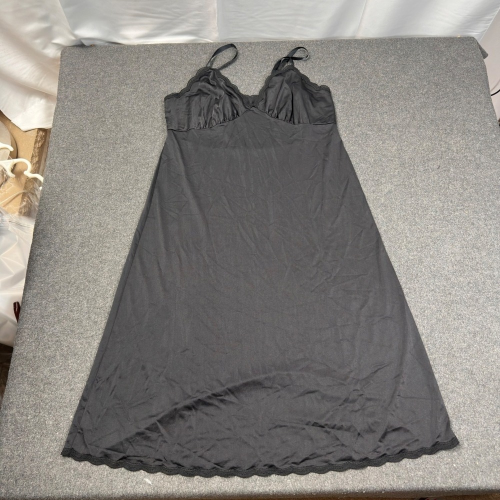 Shadowline Black Full Slip Lace Trim Nylon Nightgown Size 40 Made USA